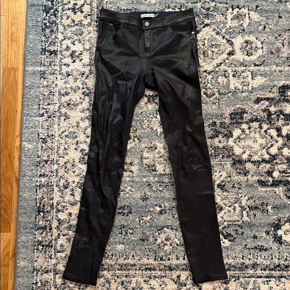 Alice + Olivia Women's Black Skinny Jeans